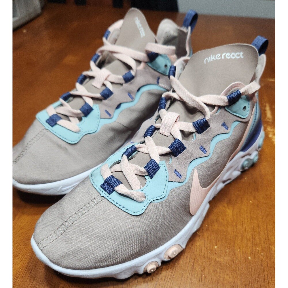 Nike react